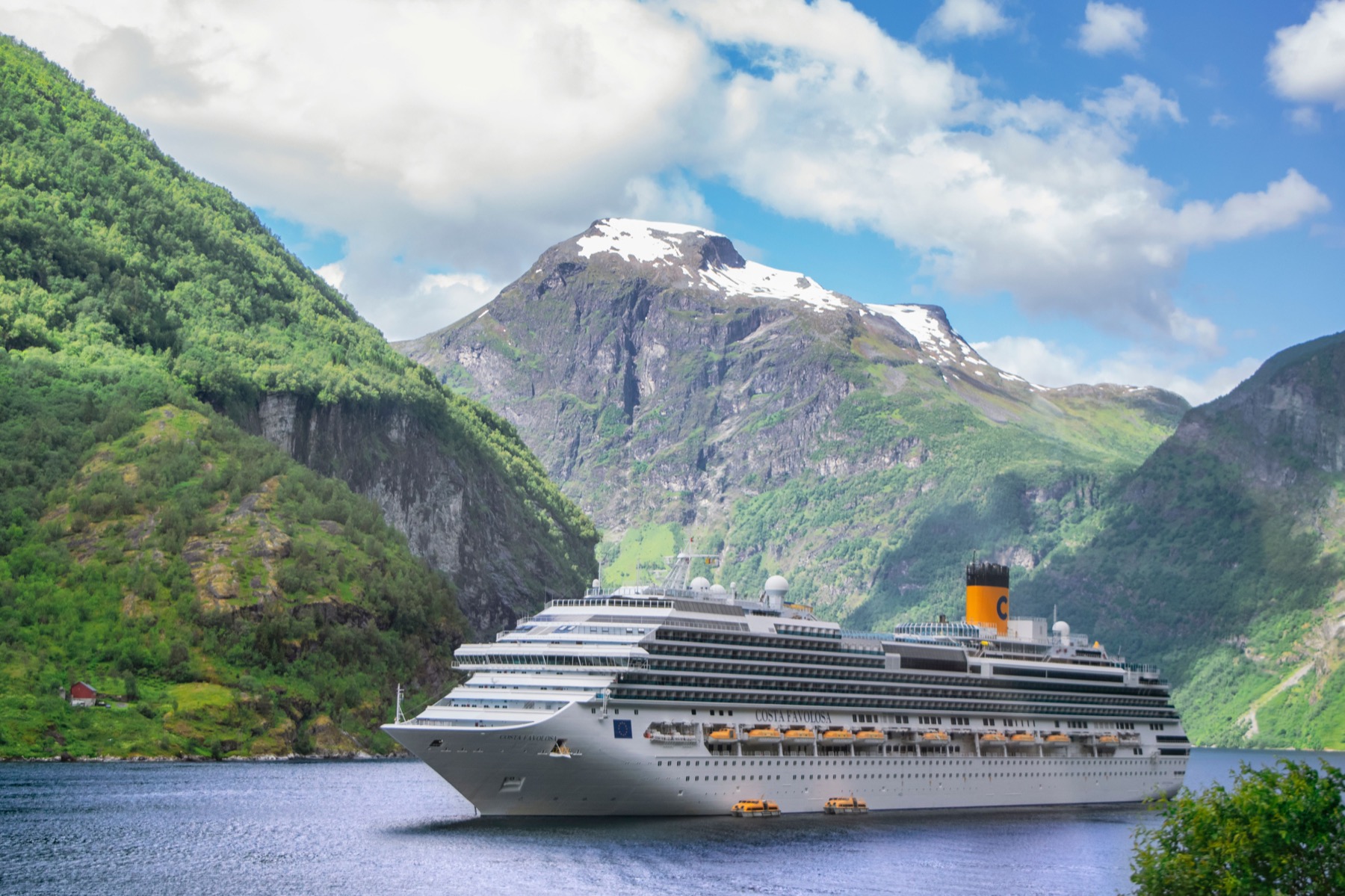 Scenic voyages